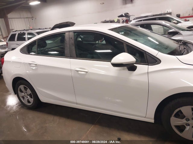 Chevrolet Cruze Ls Auto 2017 3G1BC5SM1HS560071 Image 13