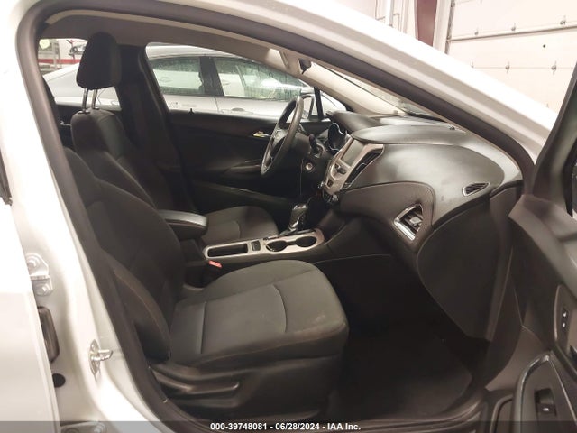 Chevrolet Cruze Ls Auto 2017 3G1BC5SM1HS560071 Image 5