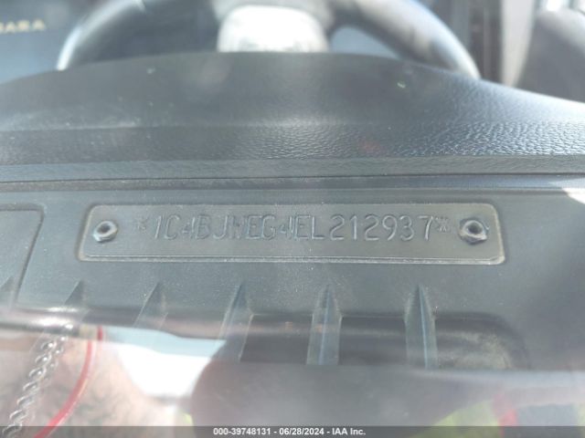 1C4BJWEG4EL212937 Jeep Wrangler Unlimited Sahara