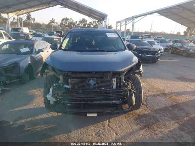 5N1AT3AA9MC680646 Nissan Rogue S Fwd