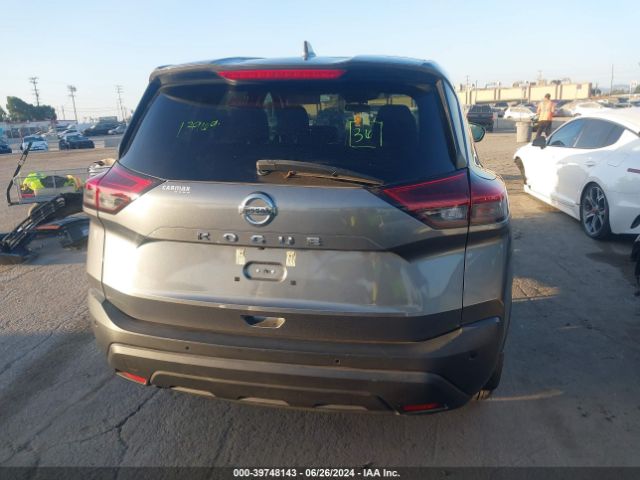 5N1AT3AA9MC680646 Nissan Rogue S Fwd