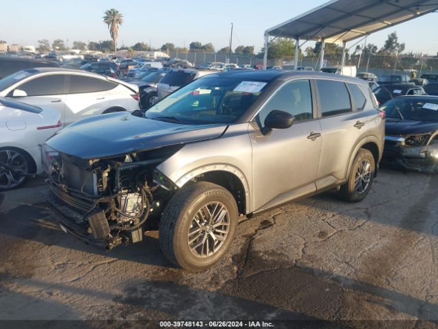 5N1AT3AA9MC680646 Nissan Rogue S Fwd