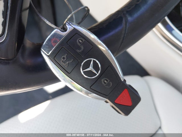 55SWF4JB5FU089587 Mercedes-Benz C 300 Luxury/sport