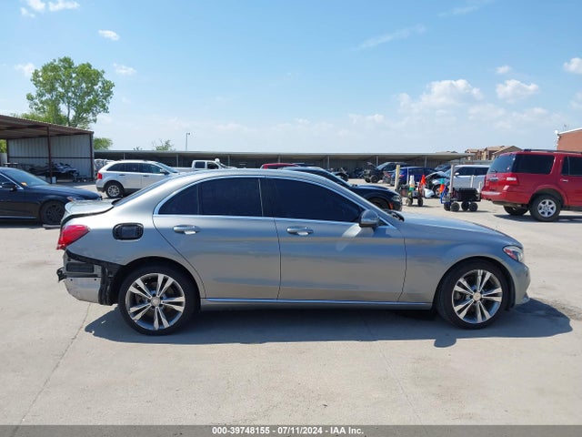 55SWF4JB5FU089587 Mercedes-Benz C 300 Luxury/sport