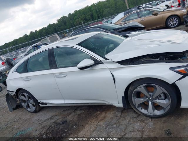 1HGCV2F94KA003918 Honda Accord Touring 2.0t