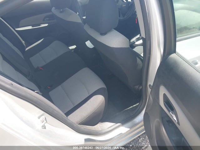 Chevrolet Cruze Limited Ls Auto 2016 1G1PC5SH2G7181912 Image 8