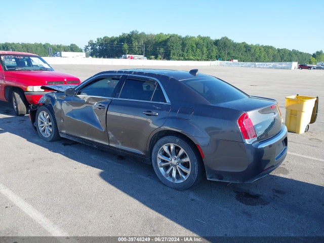 2C3CCARG3HH540450 Chrysler 300 Limited Awd