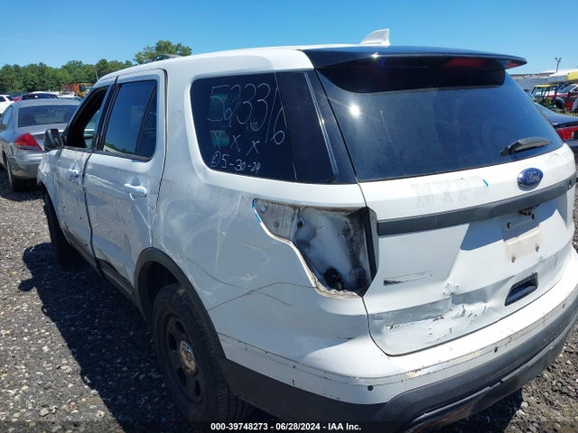 Ford Utility Police Interceptor 2016 1FM5K8AR9GGB81494 Image 3