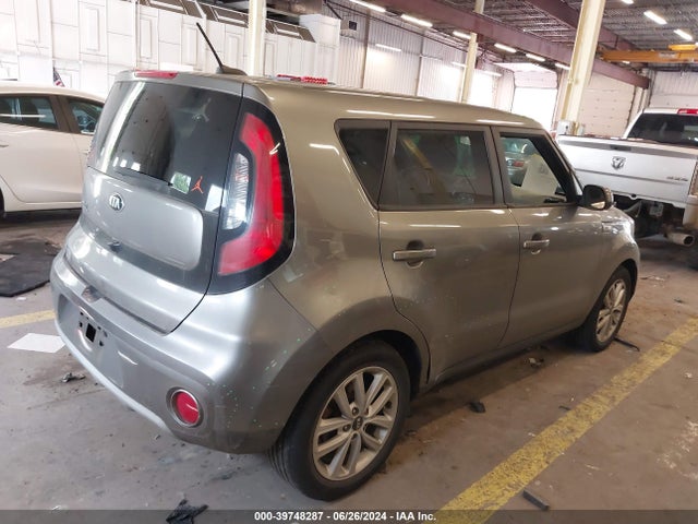 KIA SOUL + 2019 KNDJP3A55K7656734 Image 4