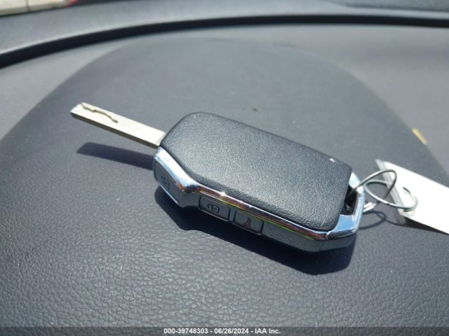 KNDJ23AU0P7217812 KIA SOUL LX