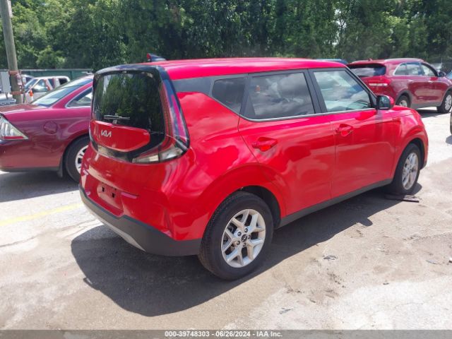 KNDJ23AU0P7217812 KIA SOUL LX
