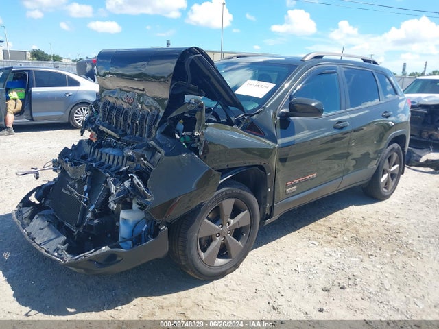 1C4PJMCB3HW515521 Jeep Cherokee 75th Anniversary Edition 4x4
