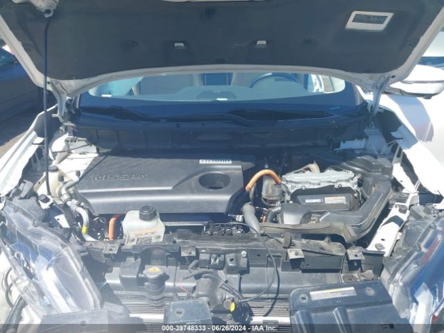 2018 NISSAN ROGUE HYBRID 5N1ET2MV6JC815376 Photo 9