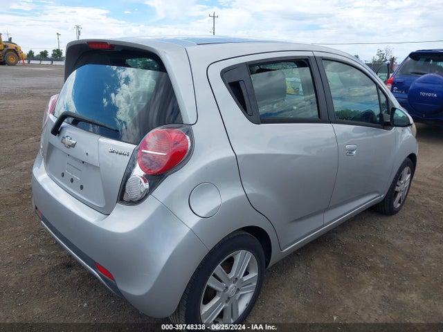 Chevrolet Spark 1lt Cvt 2015 KL8CD6S93FC718500 Image 4