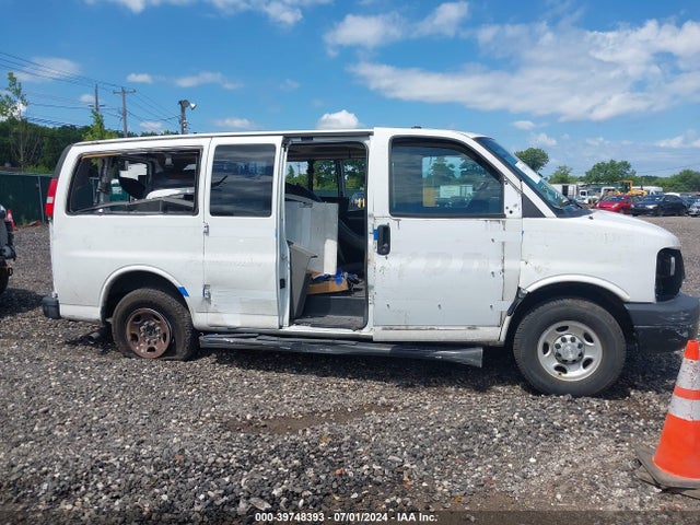 Chevrolet Express 2500 Ls 2016 1GAWGEFG7G1339472 Image 13