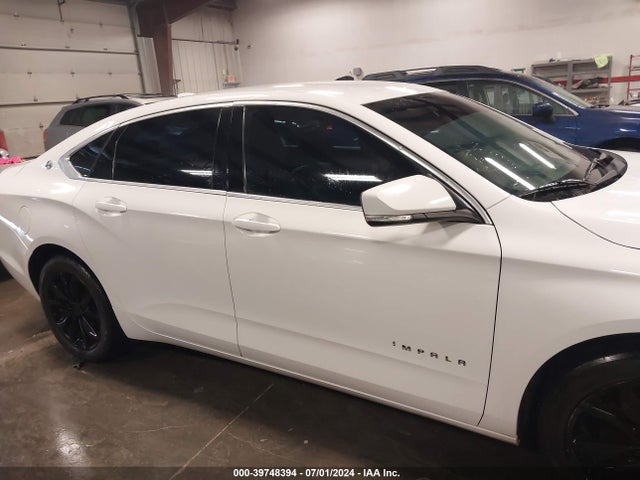 Chevrolet IMPALA 1LT 2017 2G1105S38H9171243 Image 13