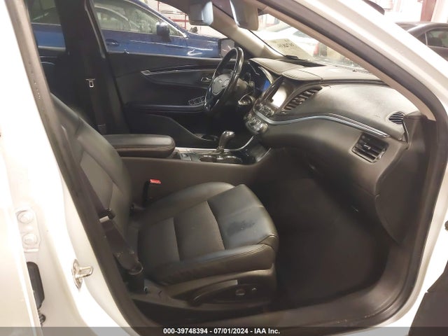 Chevrolet IMPALA 1LT 2017 2G1105S38H9171243 Image 5
