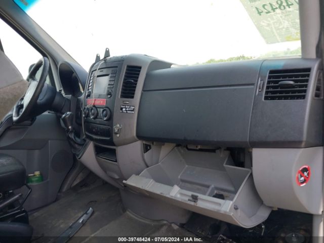 WCDPE7CC5E5903501 Freightliner Sprinter 2500 Normal Roof