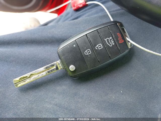 KNDJP3A54G7387939 KIA SOUL +