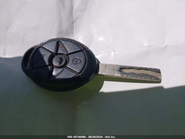 2005 MINI COOPER WMWRF33445TG10589 Photo 5