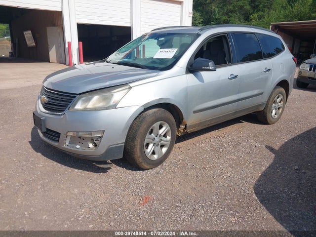 Chevrolet Traverse Ls 2016 1GNKRFKD1GJ207235 Image 2