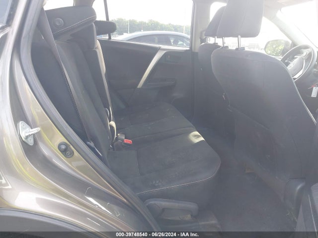 Toyota RAV4 LE 2014 JTMBFREV8ED083659 Image 8