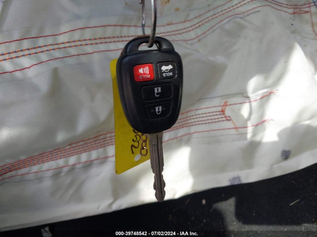 Toyota COROLLA LE 2015 5YFBURHE5FP349381 Image 11