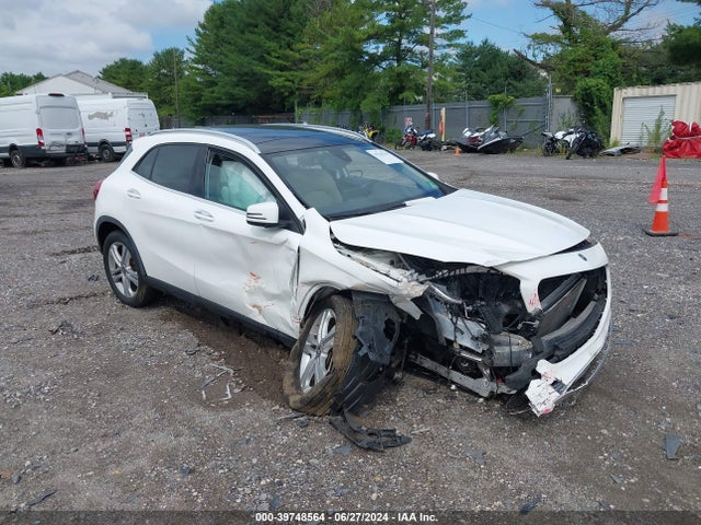WDCTG4GB0JJ522642 Mercedes-Benz Gla 250 4matic