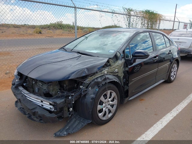 Toyota COROLLA LE 2021 5YFEPMAE8MP208612 Image 2