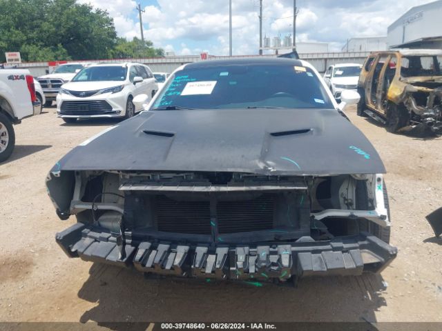2C3CDZAT6FH713220 Dodge Challenger R/t