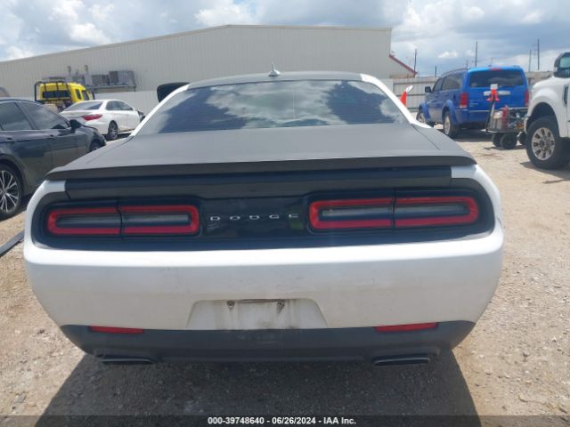 2C3CDZAT6FH713220 Dodge Challenger R/t