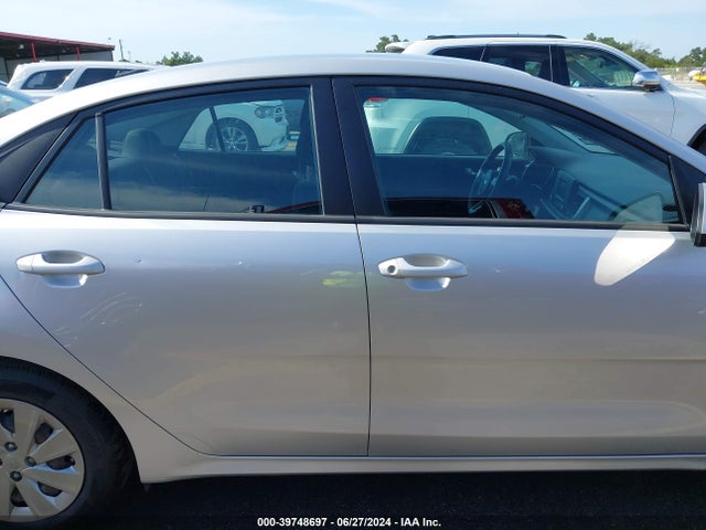KIA RIO LX 2019 3KPA24AB7KE236659 Image 12