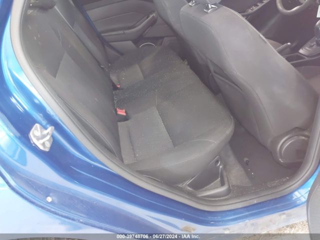 1FADP3F28JL266010 Ford FOCUS SE
