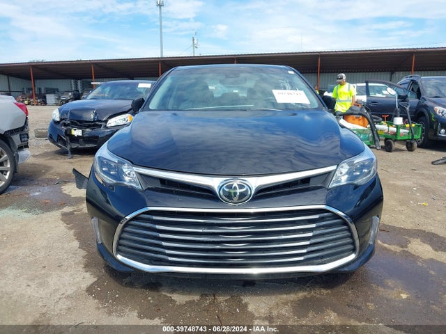 Toyota AVALON LIMITED 2018 4T1BK1EBXJU273536 Image 12