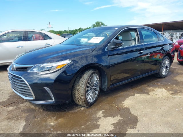 Toyota AVALON LIMITED 2018 4T1BK1EBXJU273536 Image 2