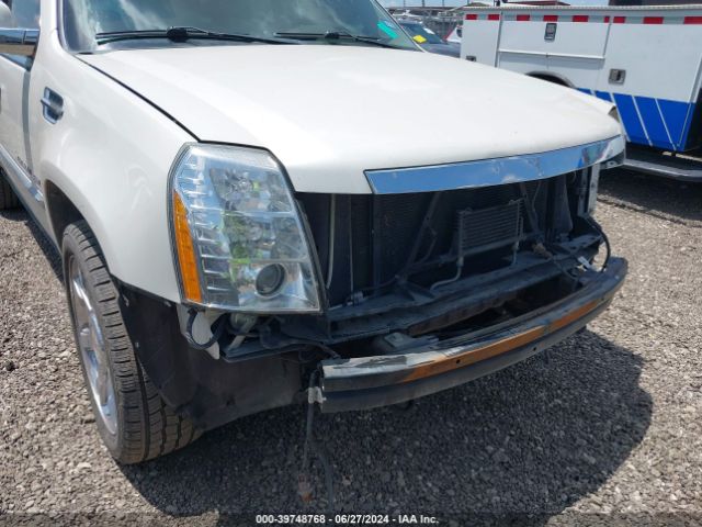 1GYS3HEF2ER171762 Cadillac Escalade Esv Luxury