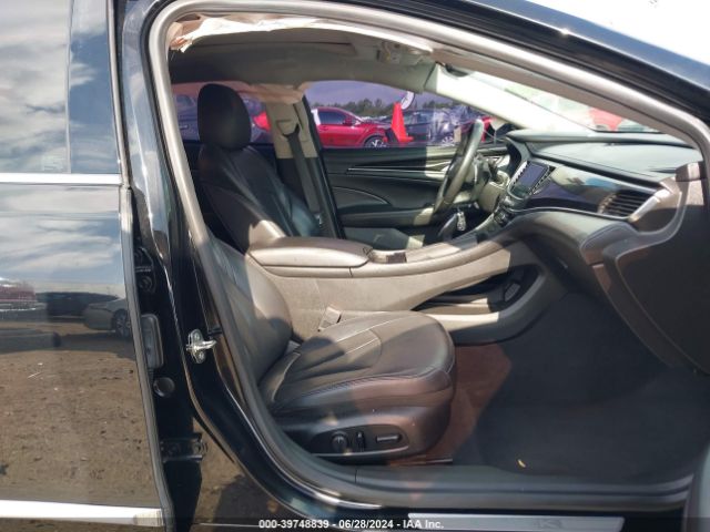 1G4ZP5SS9HU209669 Buick Lacrosse Essence