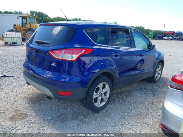 1FMCU9G99FUB73734 Ford ESCAPE SE