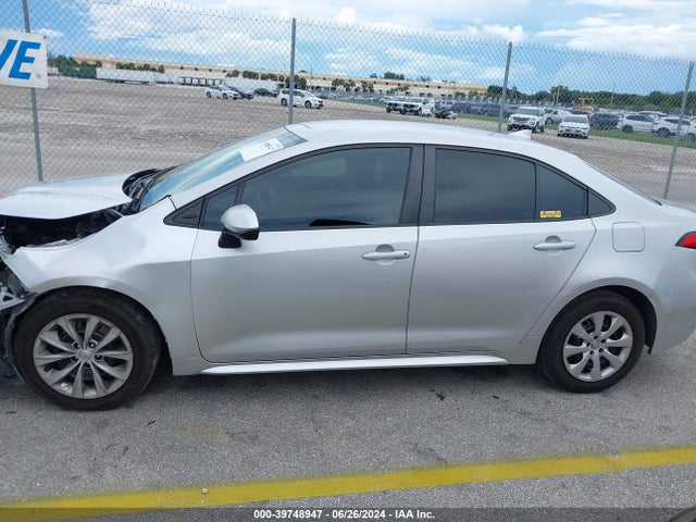 Toyota COROLLA LE 2021 5YFEPMAE1MP259451 Image 14
