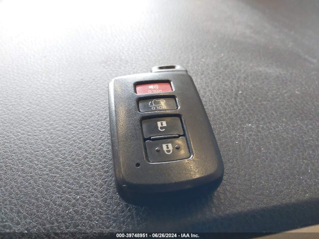 Toyota Rav4 Limited 2015 2T3DFREV6FW290838 Image 11