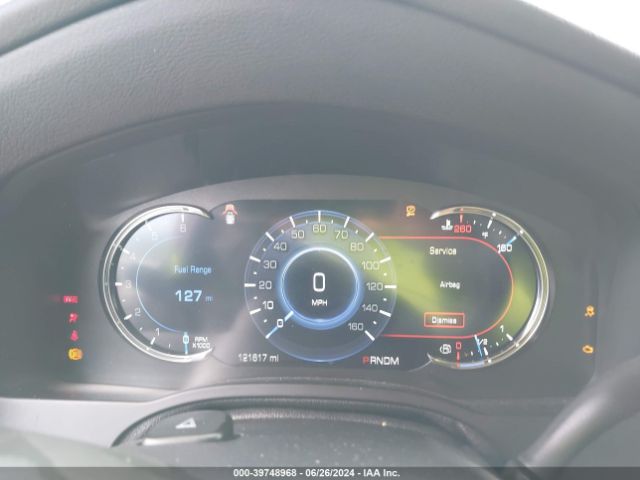 1GYS3CKJ8GR189682 Cadillac Escalade Premium Collection