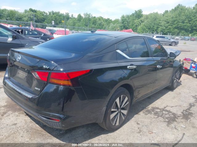 1N4BL4DW8NN388682 Nissan Altima Sv Intelligent Awd
