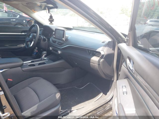 1N4BL4DW8NN388682 Nissan Altima Sv Intelligent Awd