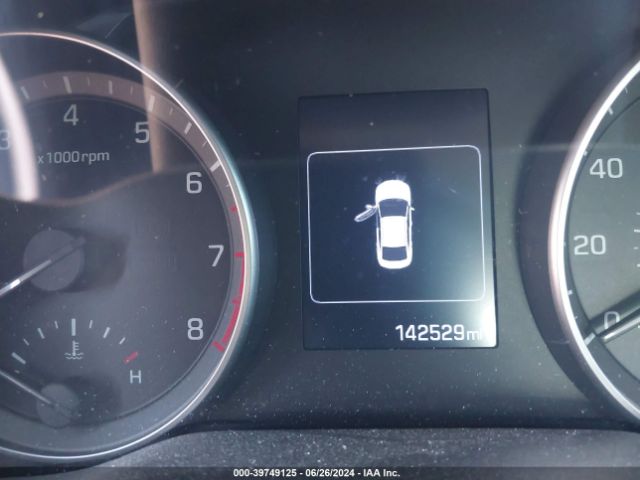 5NPD84LF8HH004135 Hyundai Elantra Limited