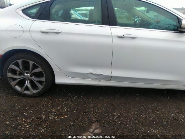 1C3CCCCG1FN618832 Chrysler 200 C