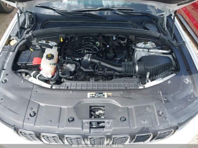 1C4RJKAG8N8578223 Jeep Grand Cherokee L Laredo 4x4