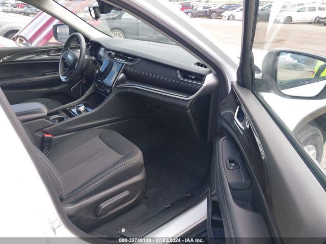 1C4RJKAG8N8578223 Jeep Grand Cherokee L Laredo 4x4