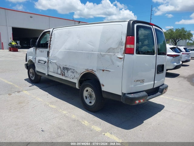 Chevrolet Express 2500 Work Van 2015 1GCWGFCF0F1103785 Image 3