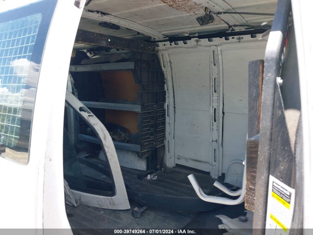 Chevrolet Express 2500 Work Van 2015 1GCWGFCF0F1103785 Image 8