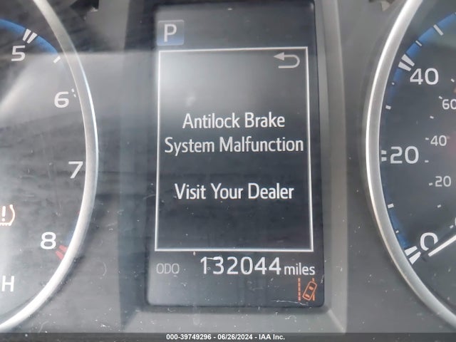 Toyota Rav4 Xle 2017 JTMWFREV6HD097145 Image 15